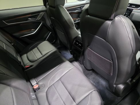 New 2026 Jaguar F-PACE R-Dynamic S image 21