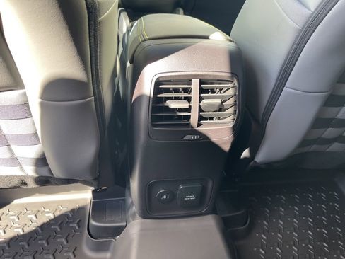 New 2025 Ford Bronco Sport Badlands w/ Sasquatch Badlands Package AWD/4WD image 37