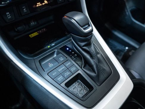 Certified 2023 Toyota RAV4 XLE Premium image 29