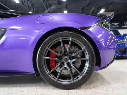 Used 2017 McLaren 570S Coupe RWD image 30
