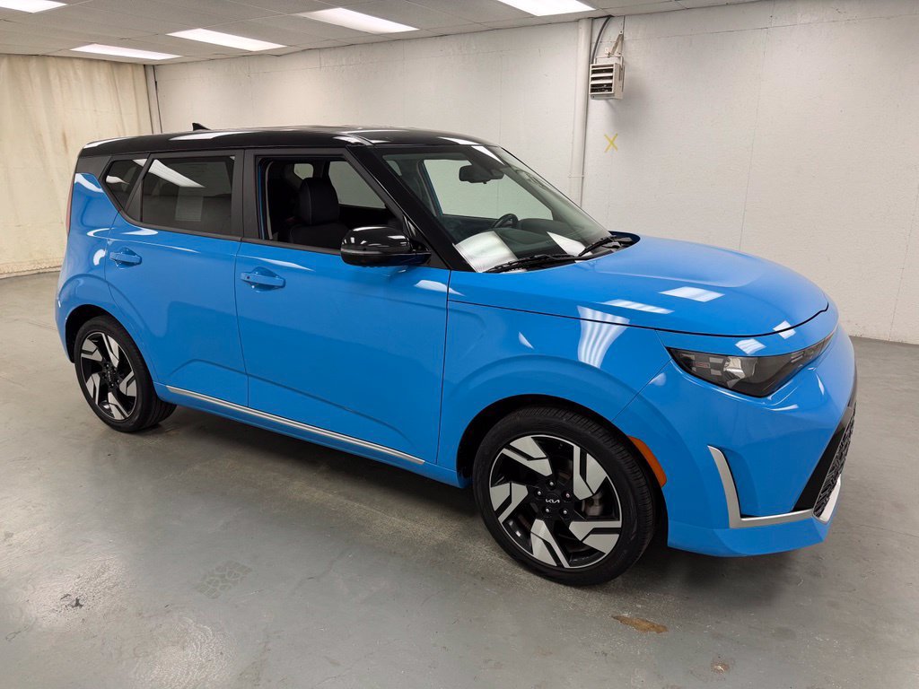 Used 2023 Kia Soul GT-Line FWD image 7