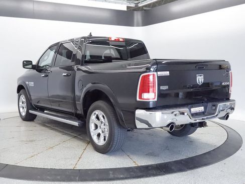 Used 2017 RAM 1500 Laramie w/ Convenience Group AWD/4WD image 4