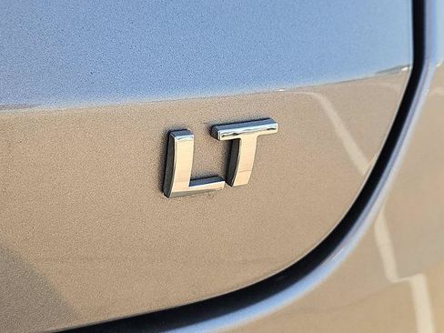 Certified 2024 Chevrolet Trax LT w/ Sunroof Package FWD image 29