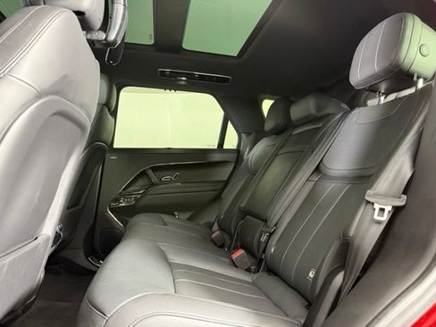 Used 2024 Land Rover Range Rover Sport Dynamic SE AWD/4WD image 25
