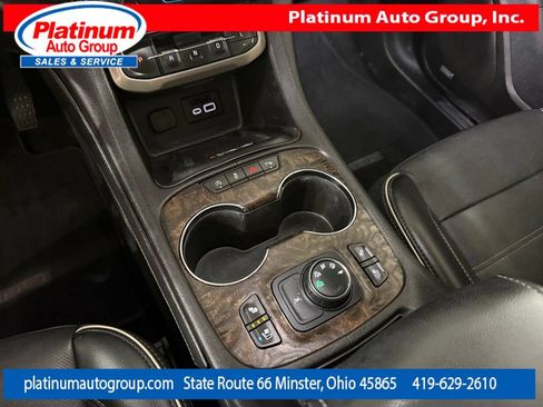 Used 2021 GMC Acadia Denali w/ Denali Ultimate Package AWD/4WD image 21