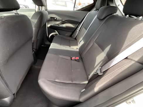 Certified 2025 Nissan Kicks Play S image 29