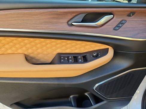 New 2025 Jeep Grand Cherokee Summit w/ Obsidian Package image 7