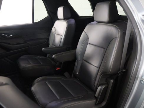 Used 2023 Chevrolet Traverse LT w/ LT Premium Package image 36