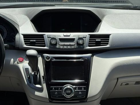Used 2015 Honda Odyssey EX-L image 28