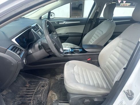 Used 2014 Ford Fusion S image 14