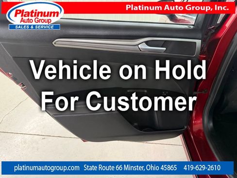 Used 2017 Ford Fusion SE w/ Fusion SE Technology Package FWD image 29