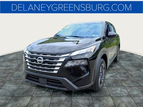 Used 2024 Nissan Rogue SV AWD/4WD image 7