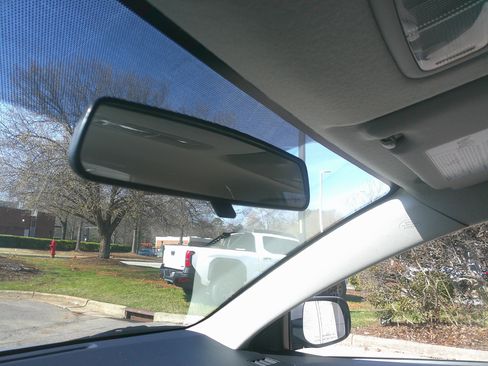 Used 2013 Toyota Corolla LE image 32