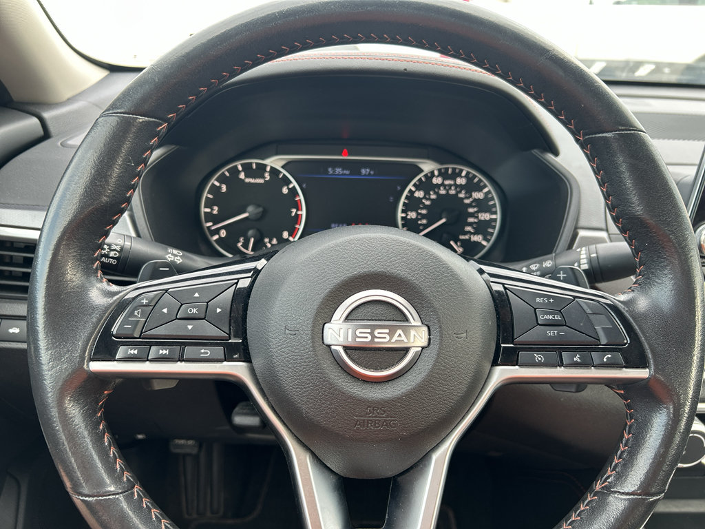 Used 2024 Nissan Altima 2.5 SR FWD image 21