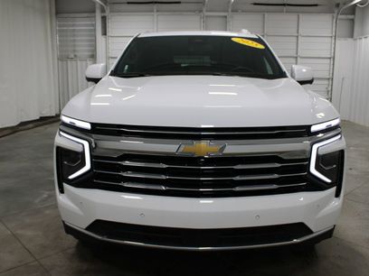 Used 2025 Chevrolet Suburban LT