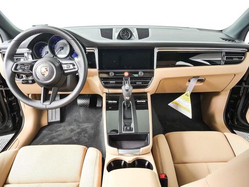 New 2026 Porsche Macan Turbo AWD/4WD image 20