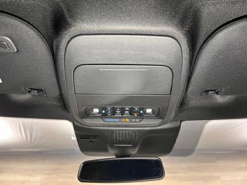 Used 2025 Ford Expedition Max Platinum w/ Stealth Performance Package AWD/4WD image 17