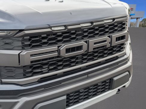 Used 2022 Ford F150 Raptor image 5
