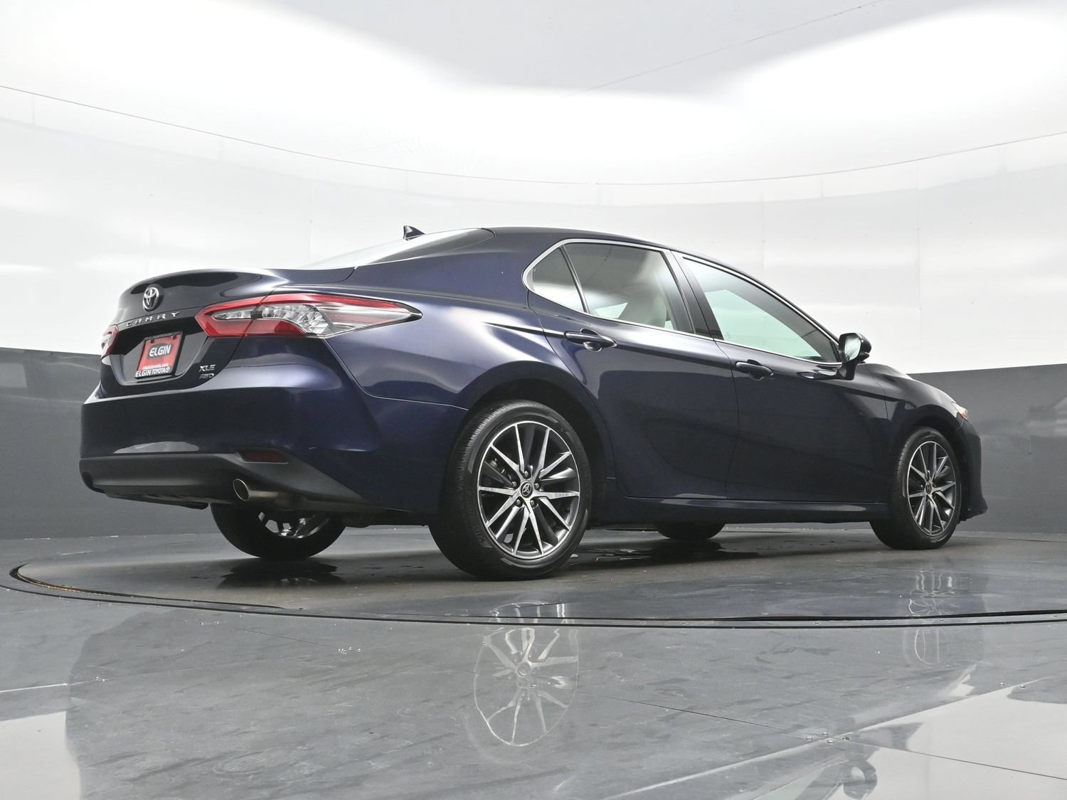 Used 2021 Toyota Camry XLE AWD/4WD image 34