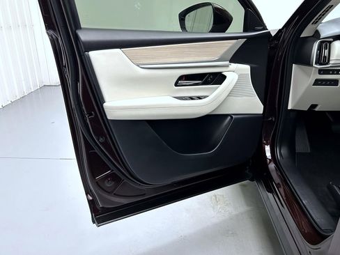 Certified 2024 MAZDA CX-90 Plug-In Hybrid w/ Premium Plus AWD/4WD image 9