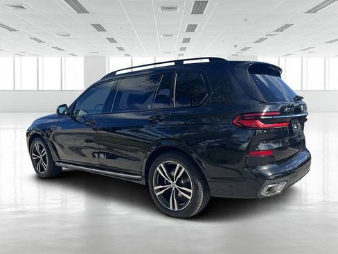Certified 2025 BMW X7 xDrive40i image 6