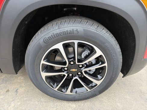 New 2026 Chevrolet TrailBlazer LT w/ Convenience Package image 11