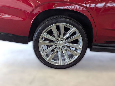 Used 2021 Cadillac Escalade Sport w/ Driver Assist Tech Package image 11