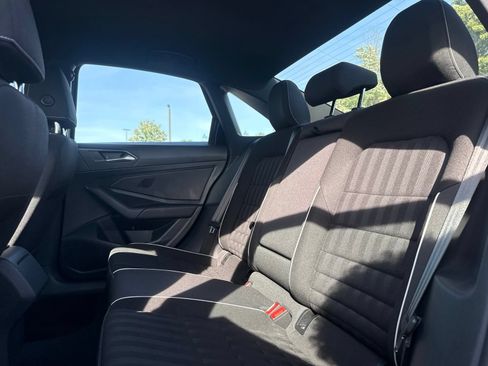 Used 2022 Volkswagen Jetta Sport FWD image 27