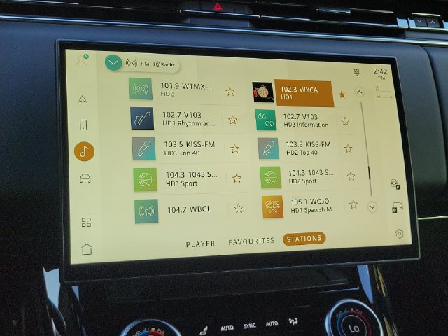 Used 2023 Land Rover Range Rover Sport SE AWD/4WD image 28