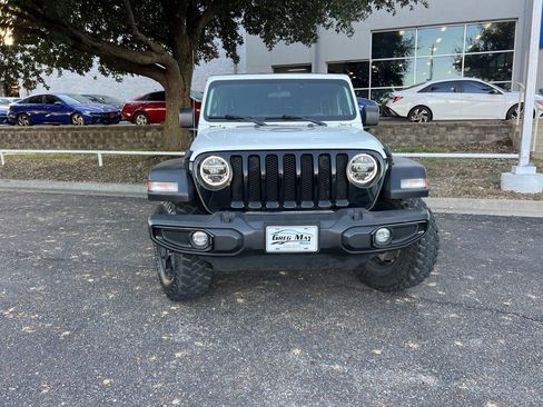 Used 2021 Jeep Wrangler Unlimited Sport image 2