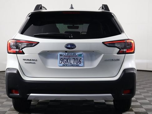 Used 2023 Subaru Outback Limited AWD/4WD image 5