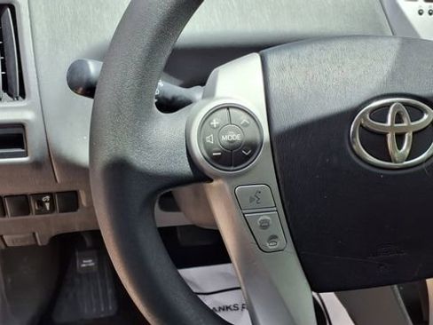 Used 2012 Toyota Prius V Five FWD image 20