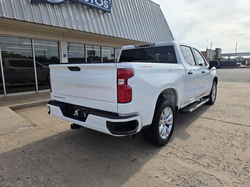 Used 2022 Chevrolet Silverado 1500 Custom AWD/4WD image 8
