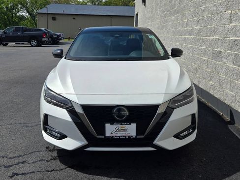 Used 2023 Nissan Sentra SR w/ SR Premium Package FWD image 8