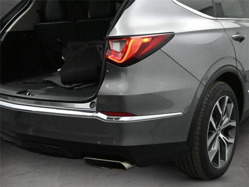 Certified 2022 Acura MDX SH-AWD w/ Technology Package image 13