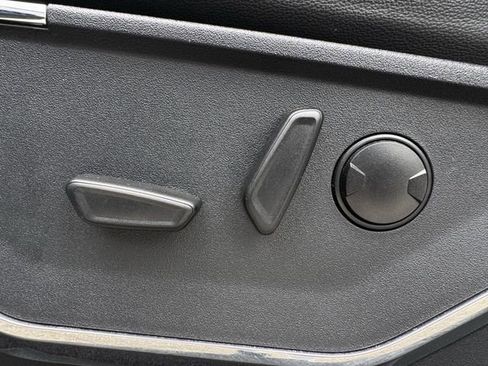 Used 2022 Ford F150 Lariat image 27