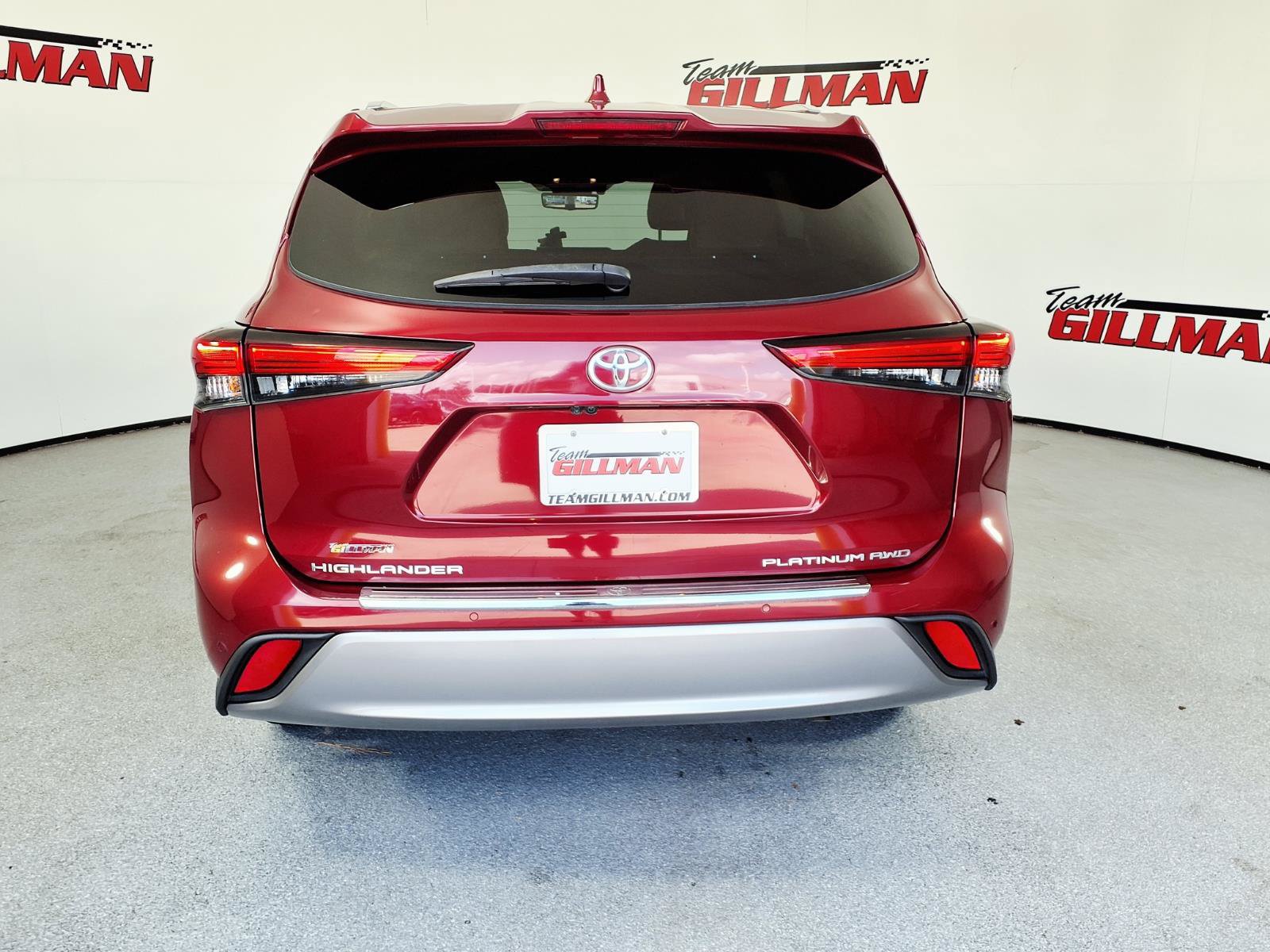 Used 2022 Toyota Highlander Platinum AWD/4WD image 4