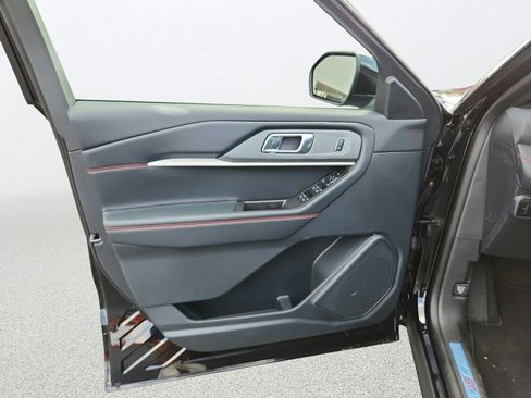 New 2026 Ford Explorer ST-Line AWD/4WD image 23