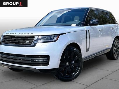Used 2025 Land Rover Range Rover SE