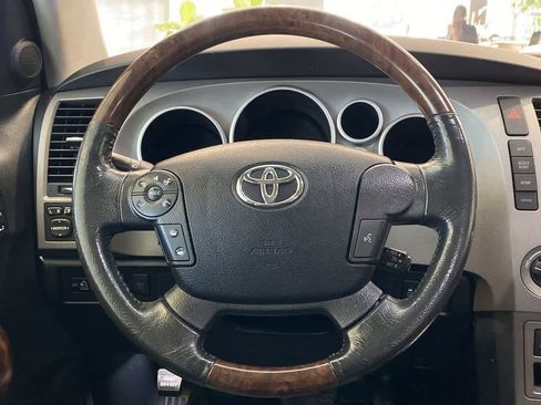 Used 2010 Toyota Tundra Limited image 17
