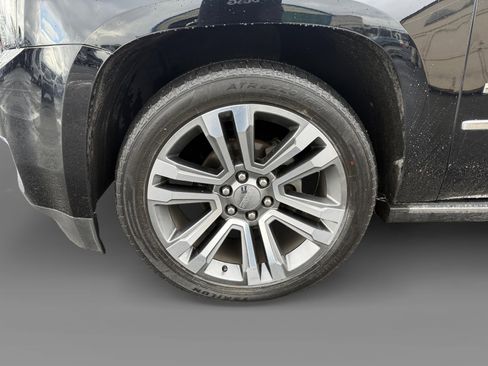 Used 2018 GMC Yukon Denali w/ Denali Ultimate Package image 9