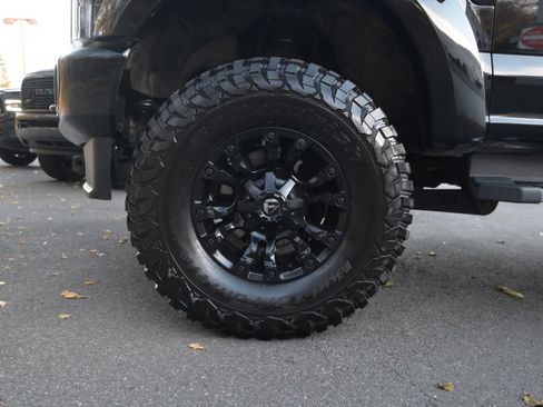 Used 2021 Ford F250 XLT w/ XLT Premium Package image 13