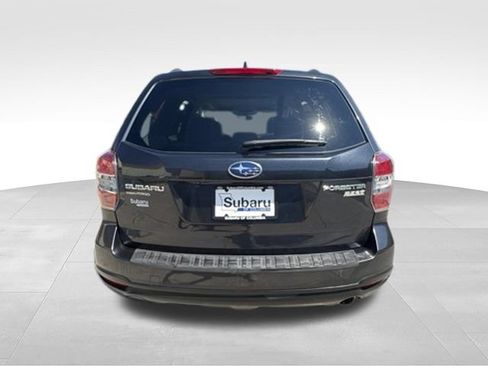 Used 2016 Subaru Forester 2.5i Premium w/ All-Weather Package AWD/4WD image 5