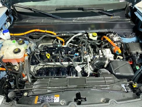 Used 2022 Ford Maverick Lariat image 25