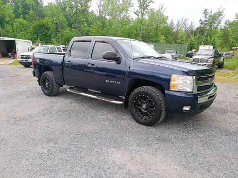 Used 2011 Chevrolet Silverado 1500 LT w/ All-Star Edition AWD/4WD image 18