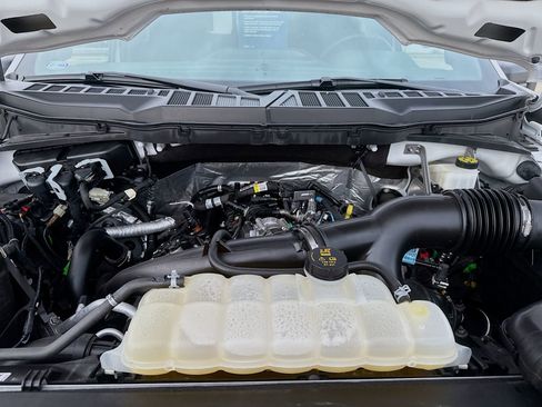 Certified 2023 Ford F150 XLT w/ Equipment Group 302A High image 32