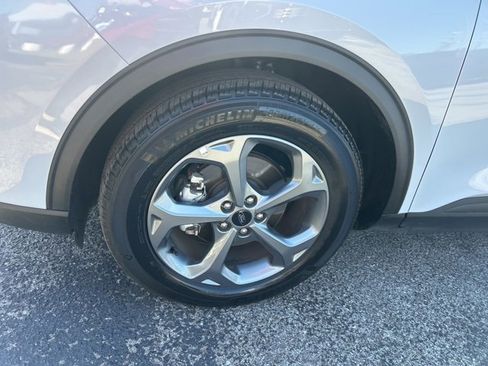 Used 2025 Ford Escape ST-Line image 10