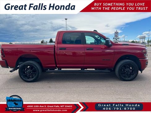 Used 2026 RAM 2500 Big Horn AWD/4WD image 8