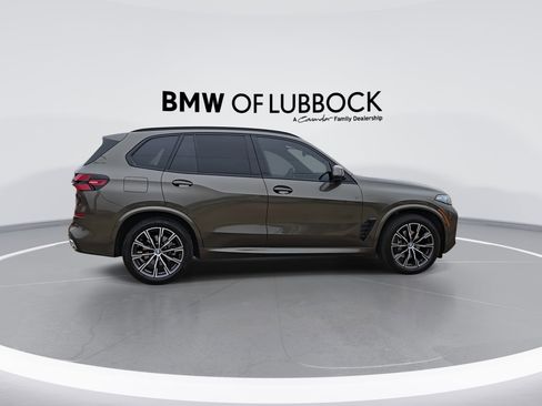Certified 2024 BMW X5 xDrive40i w/ Executive Package image 9