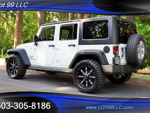 Used 2015 Jeep Wrangler Unlimited Sport w/ Quick Order Package 24S AWD/4WD image 11